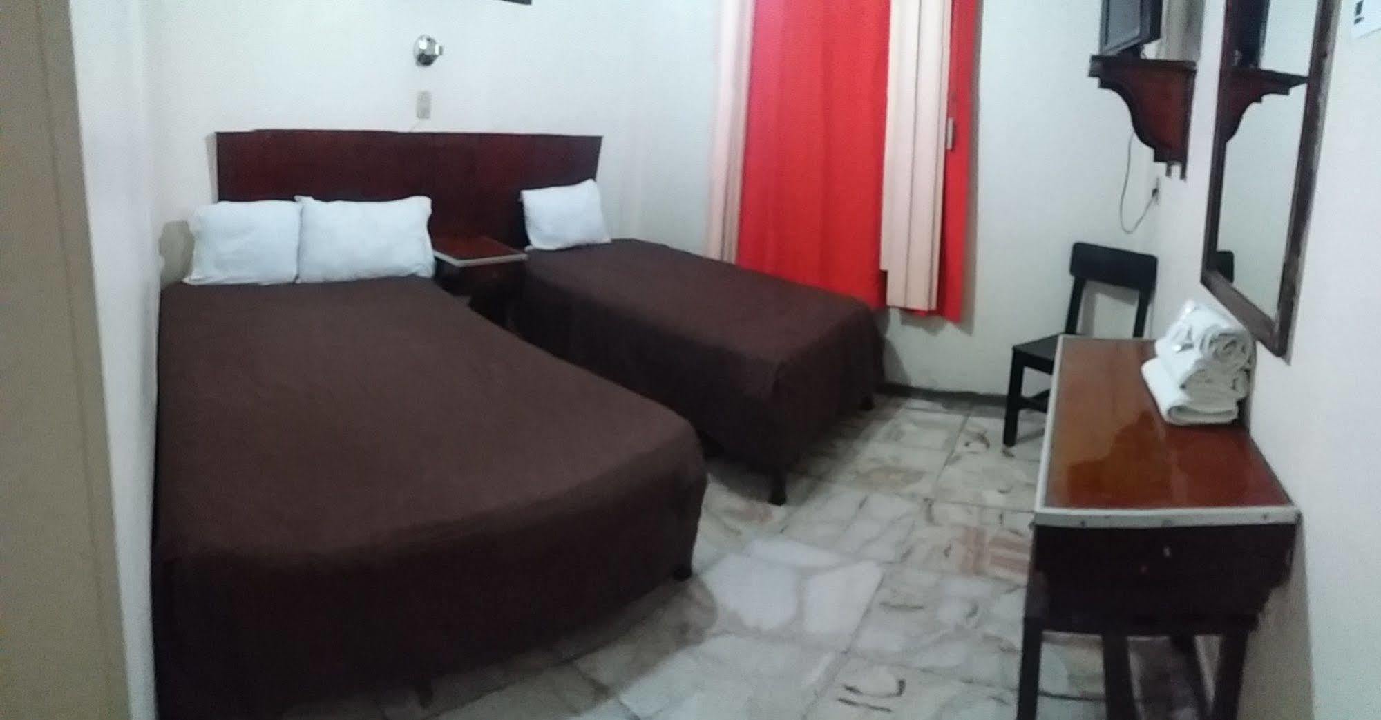 Hotel Colon De Zacatecas Eksteriør billede